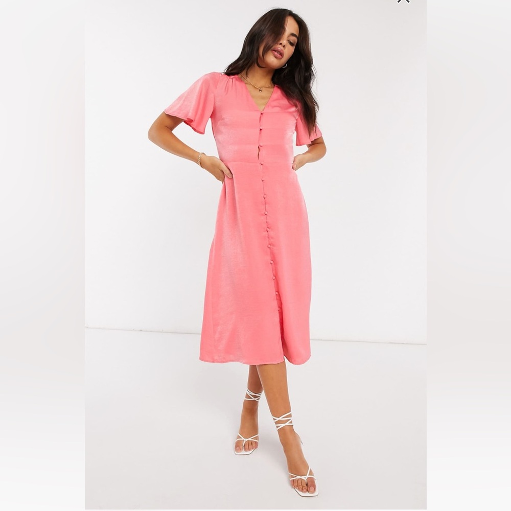 NWT Elegant Warehouse button front satin midi dress in coral